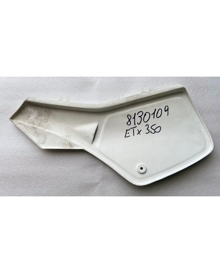 Fiancatina destra bianca originale Aprilia ETX 350 1980-1995 codice AP8130109