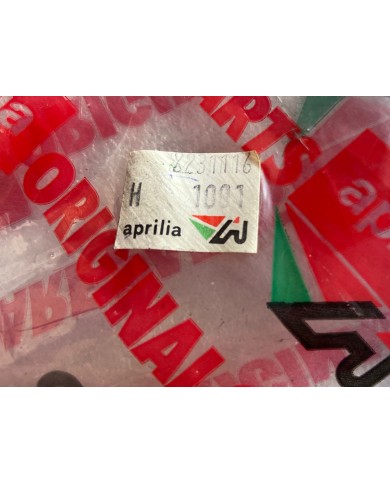 Fianchetto sinistro viola nero originale Aprilia Pegaso 50 1992-1994 codice AP8231116