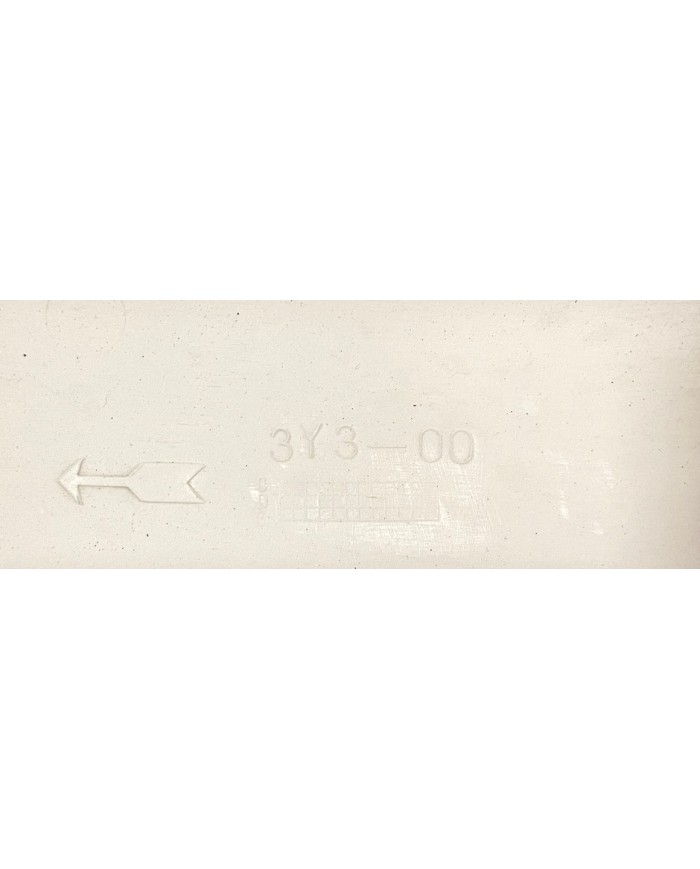 Parafango basso bianco originale Yamaha XT 250-500 codice 3Y3215100000