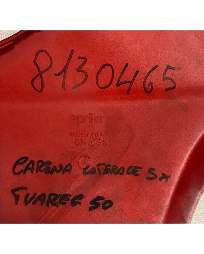 Carena laterale sinistra rosso bianco originale Aprilia Tuareg 50 1986 codice AP8130465