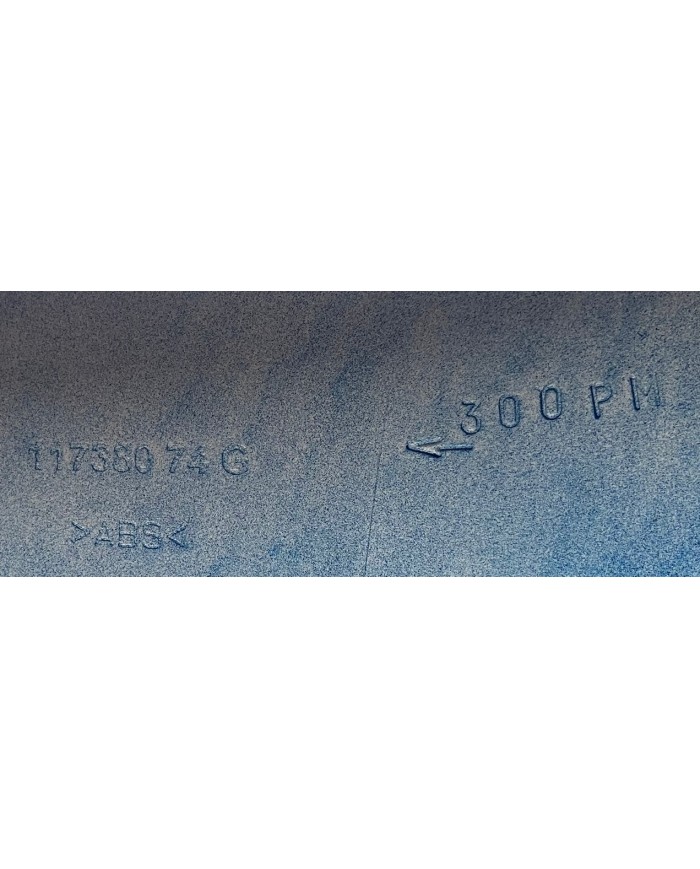 Fianchetto sottopedana inferiore blu usato Peugeot Elyseo 100-125 codice 748466BL